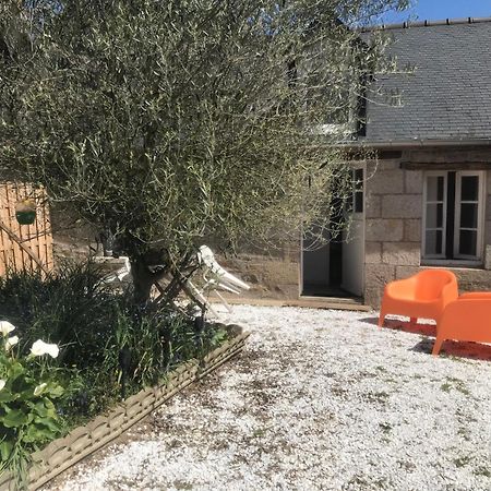 Charmante Maisonnette Proximite Cite Medievale Et Bords De Rance Dinan Exterior foto